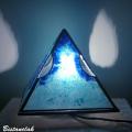 Décoration lumineuse pyramide bleu