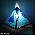 Lampe pyramide à personnaliser